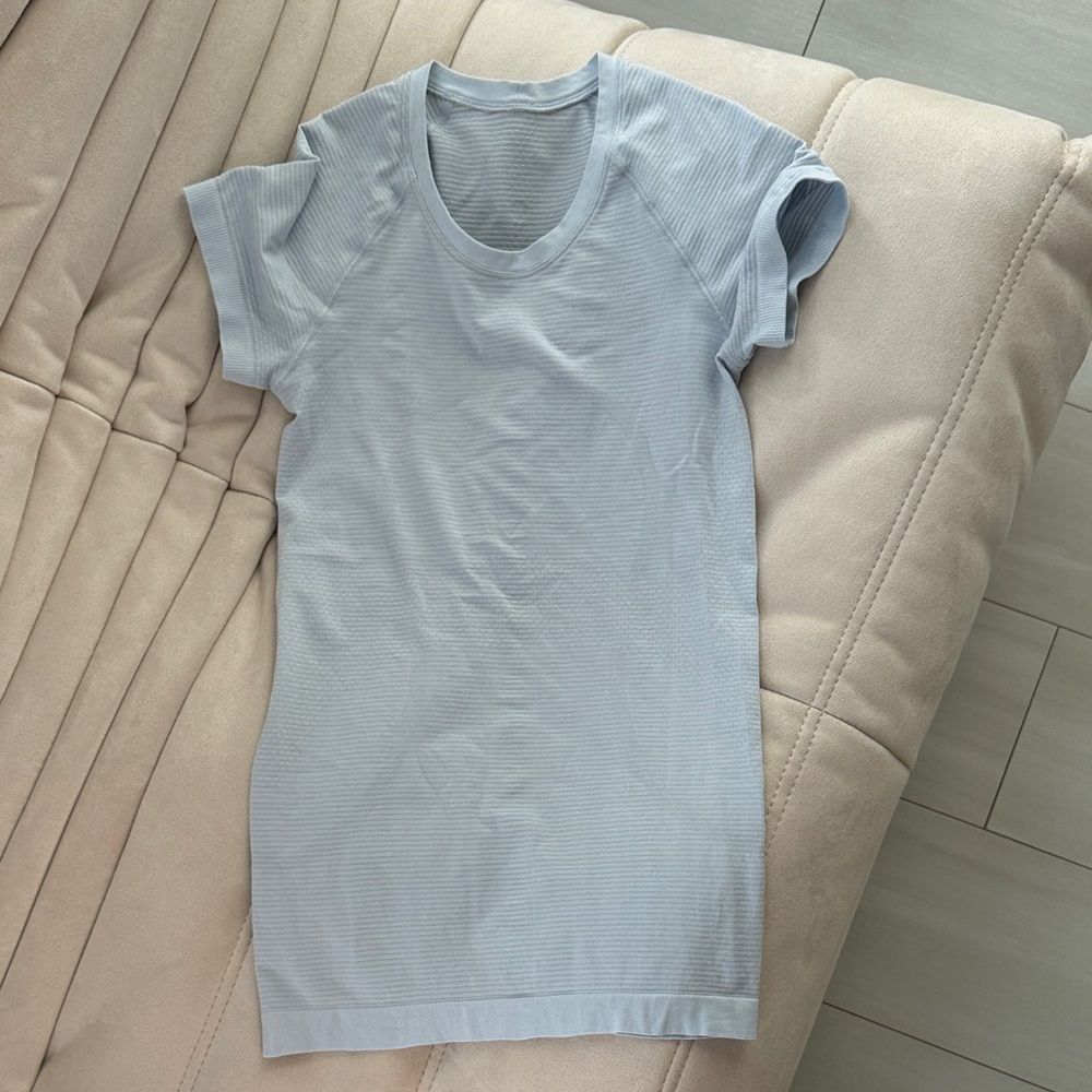 Lululemon Swiftly Tech Short Sleeve 2.0
